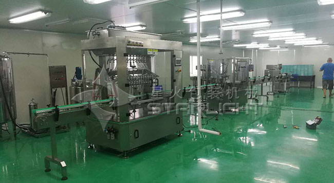 調(diào)味醬灌裝機(jī)細(xì)節(jié)展示