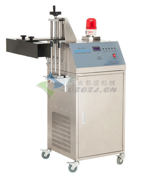 ȫ�Ԅ�(d��ng)�ھ�ʽ�X����ڙC(j��)���C(j��)